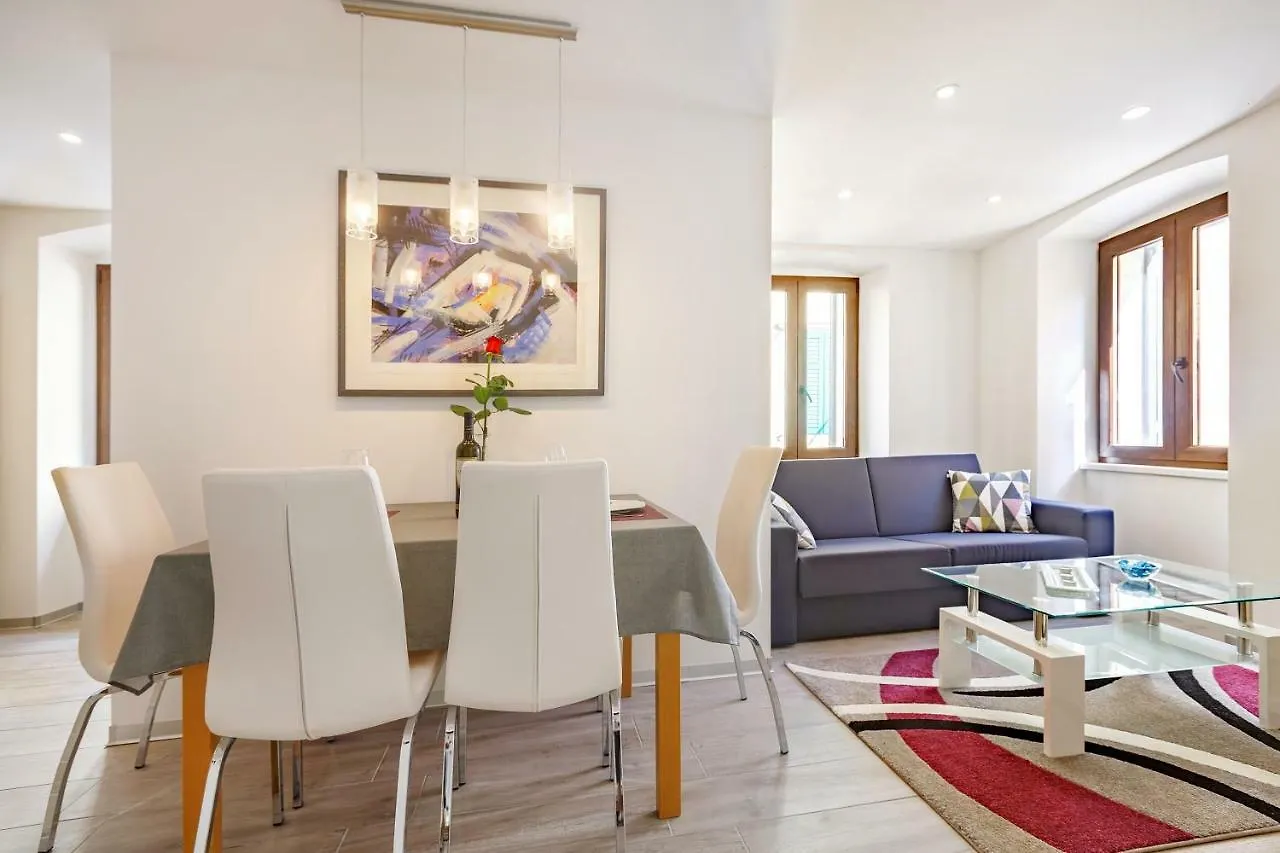 Apartment Irene Porec