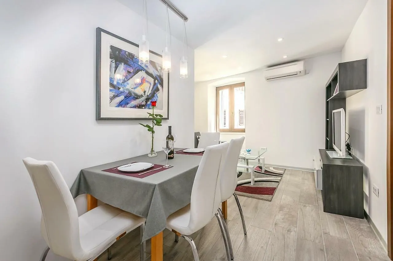 Apartment Irene Porec Croatia