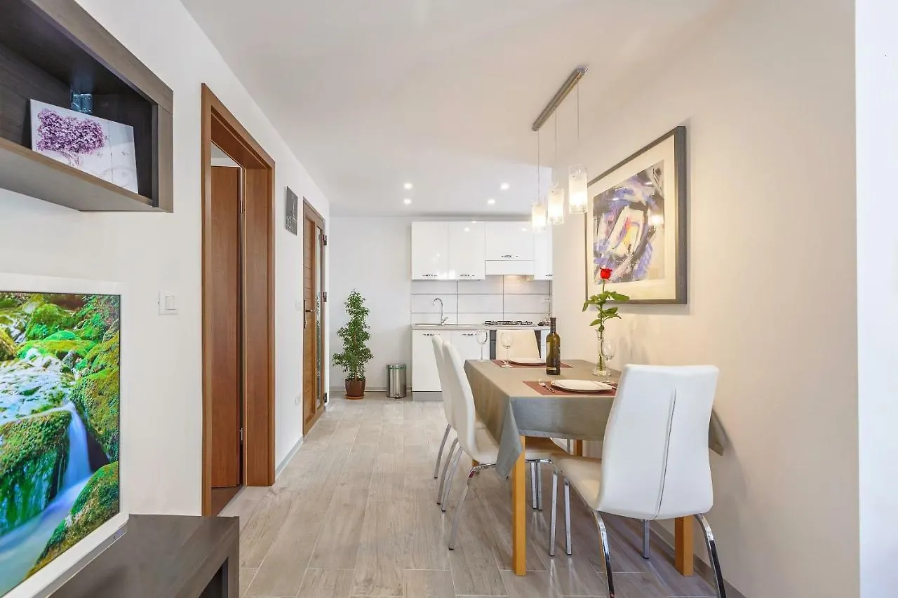 Apartment Irene Porec 0*,